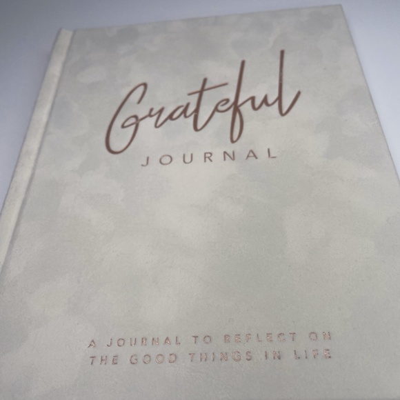 Gratitude Journal, 160 Pages, Quality Hardcover, White/Gold - Picture 2 of 12